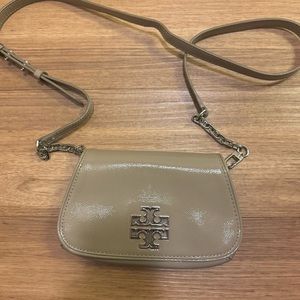 Tory Burch Tan patent leather crossbody purse